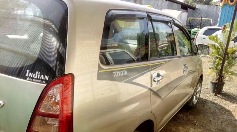 Toyota Innova 2.0 G 2006