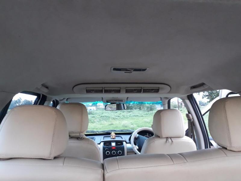Tata Safari Storme 2.2 EX 4X2 2013