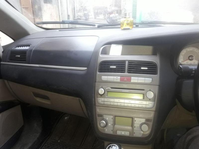 Fiat Linea EMOTION 1.4 2009