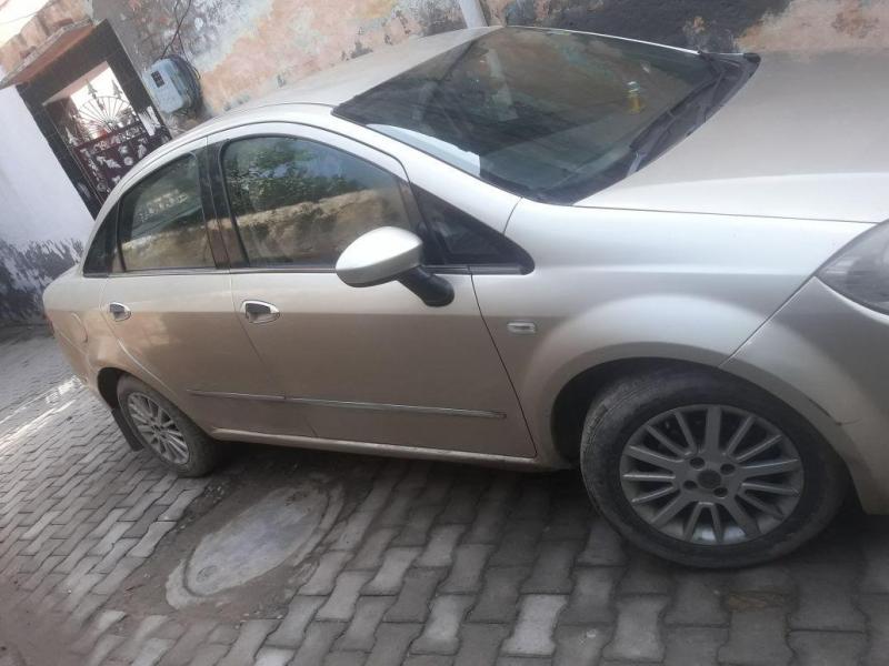 Fiat Linea EMOTION 1.4 2009
