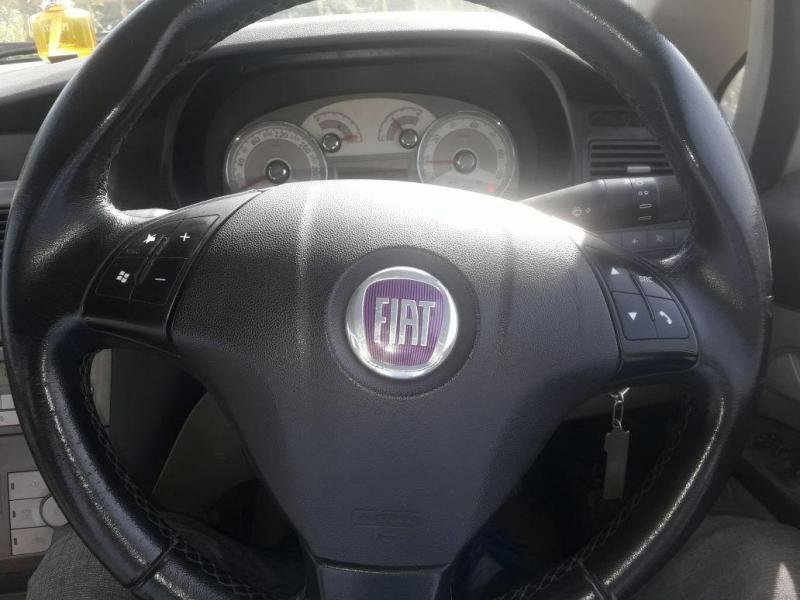 Fiat Linea EMOTION 1.4 2009