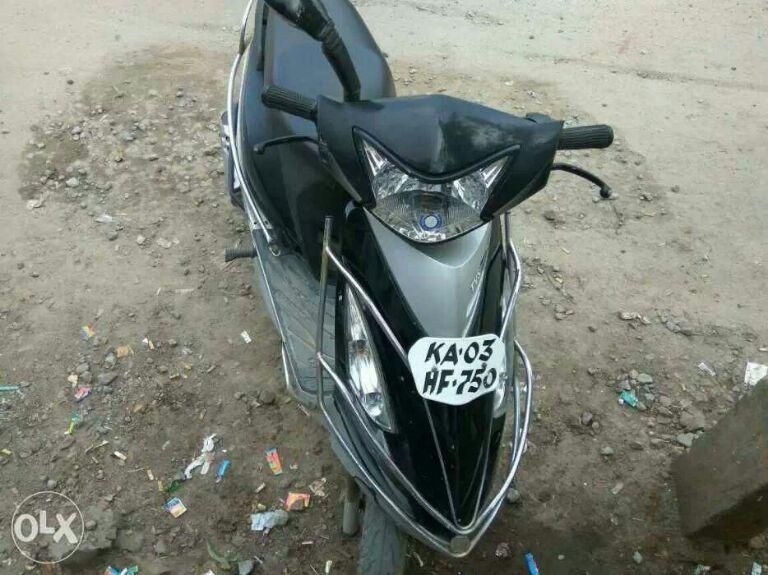 scooty streak olx