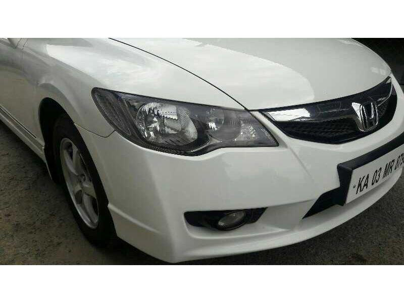 Honda Civic 1.8 V AT 2013