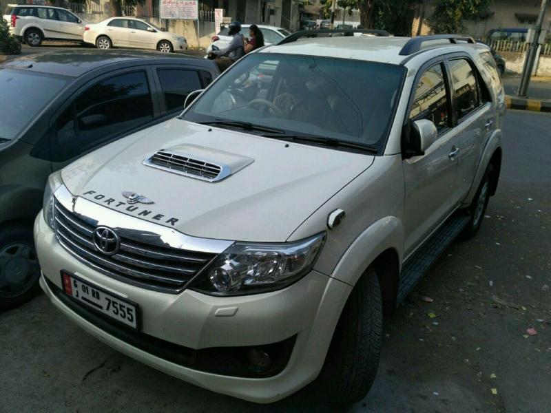 Toyota Fortuner 2.8 4x4 MT 2013