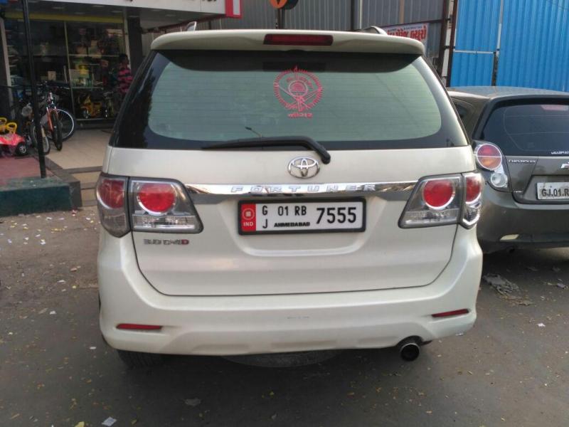 Toyota Fortuner 2.8 4x4 MT 2013