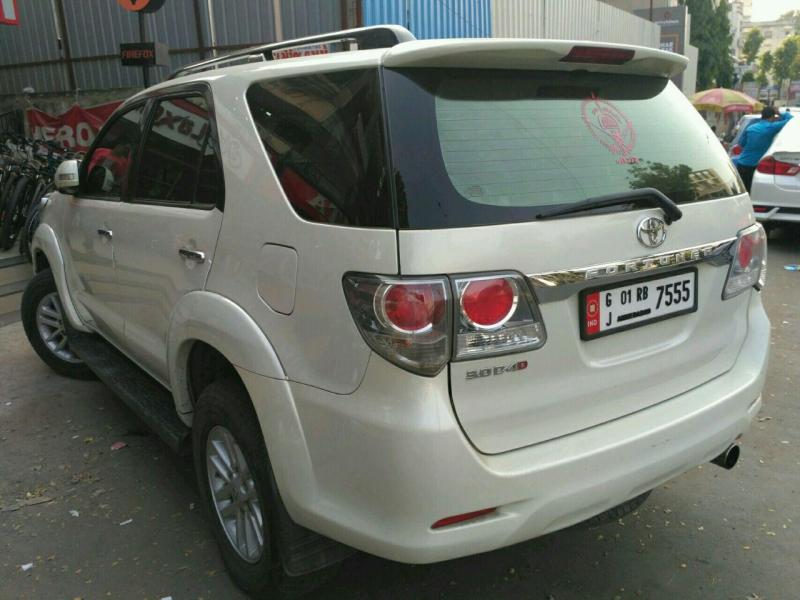 Toyota Fortuner 2.8 4x4 MT 2013