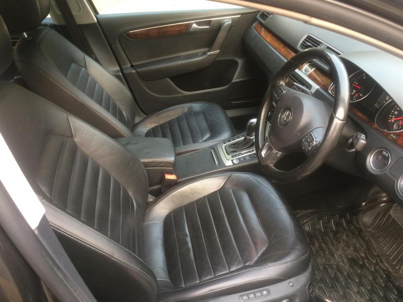 Volkswagen Passat Comfortline 2.0 TDI AT 2011