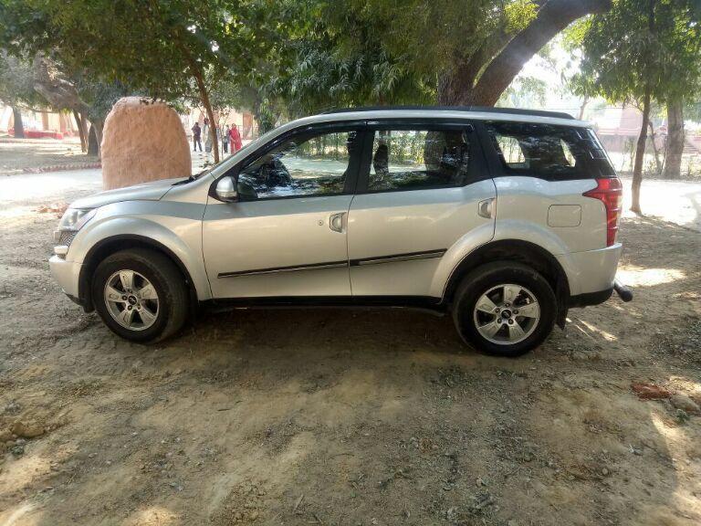Mahindra XUV500 W8 2012