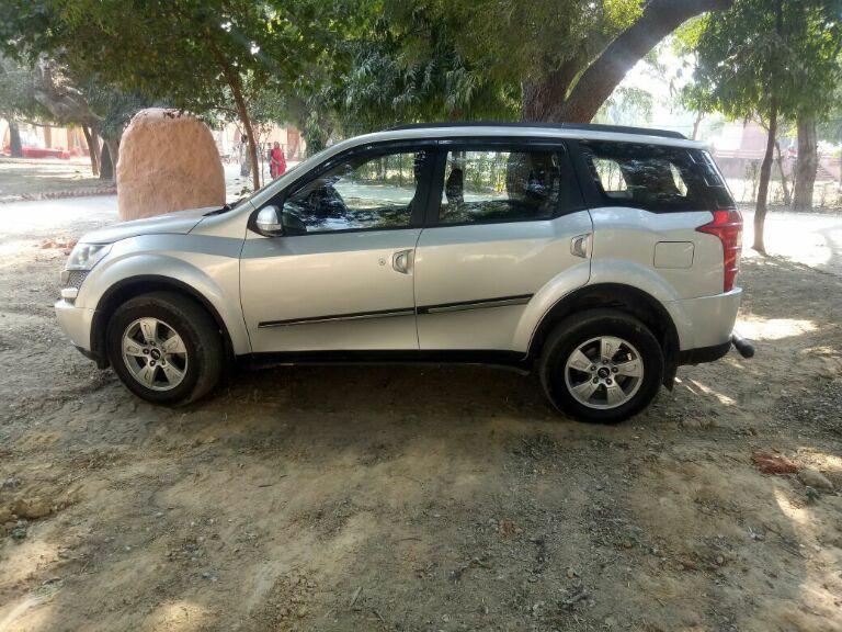 Mahindra XUV500 W8 2012