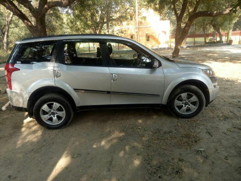 Mahindra XUV500 W8 2012