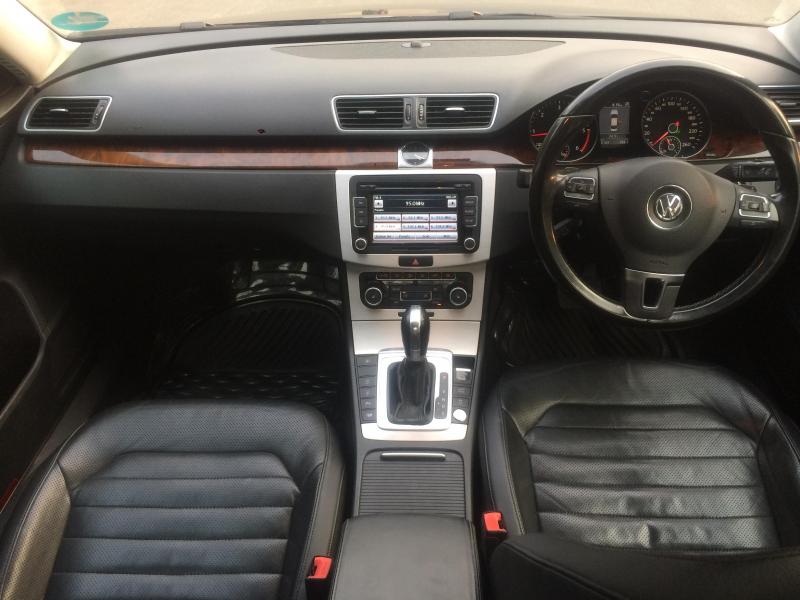 Volkswagen Passat Comfortline 2.0 TDI AT 2011