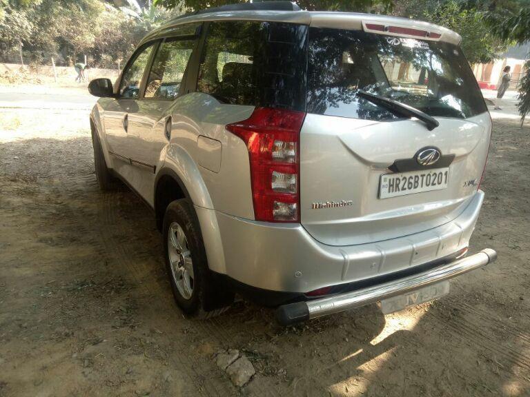 Mahindra XUV500 W8 2012