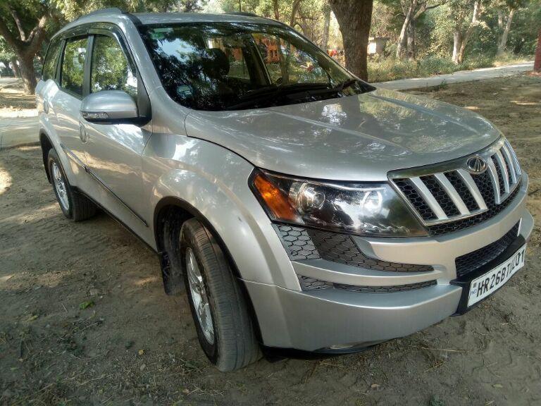 Mahindra XUV500 W8 2012