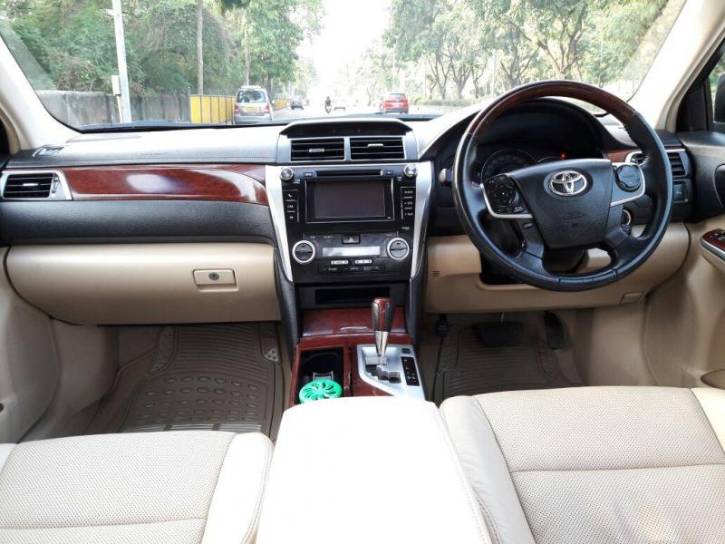 Toyota Camry 2.5 AT 2014