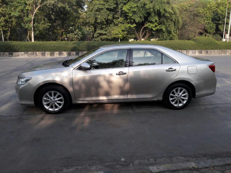 Toyota Camry 2.5 AT 2014