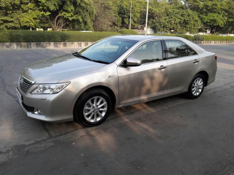 Toyota Camry 2.5 AT 2014