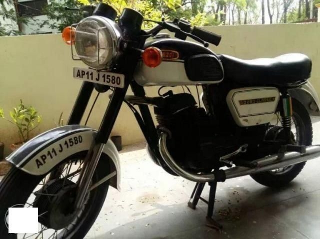 Ideal Jawa Yezdi Roadking Vintage Bike For Sale In Hyderabad Id