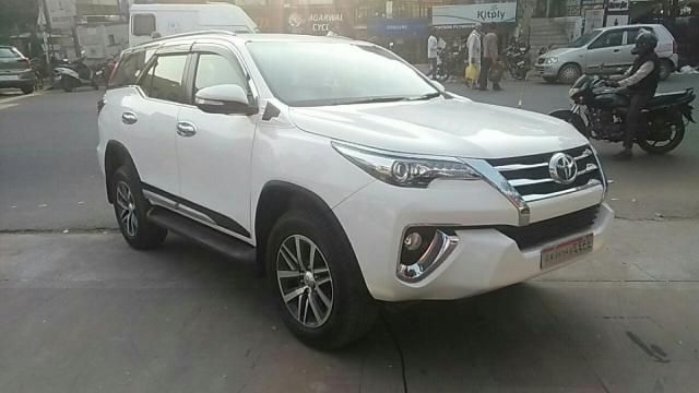 Toyota Fortuner 2.8 4x4 AT 2017
