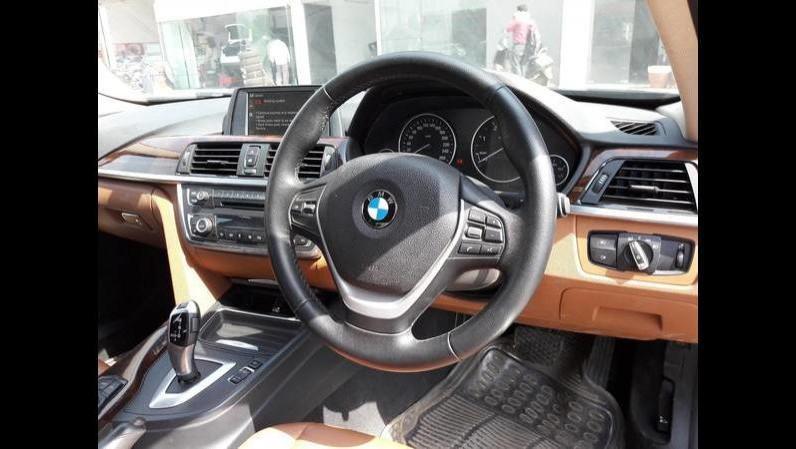 BMW 3 Series 320d Luxury Line 2013