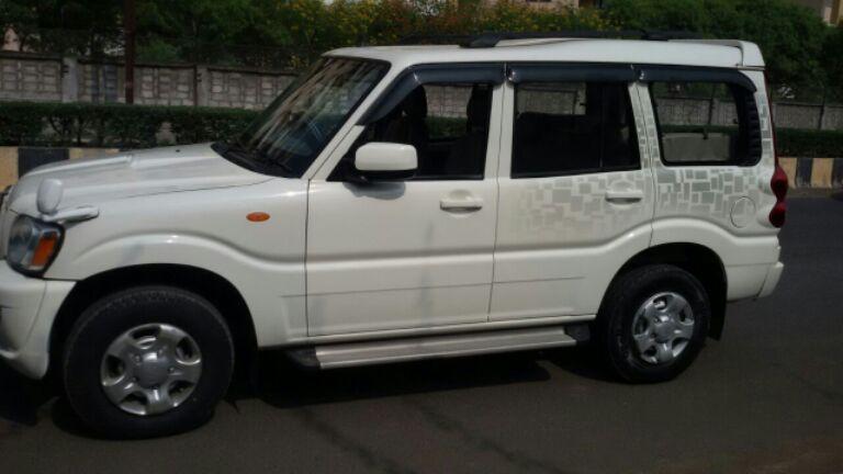 Mahindra Scorpio M2DI 2013