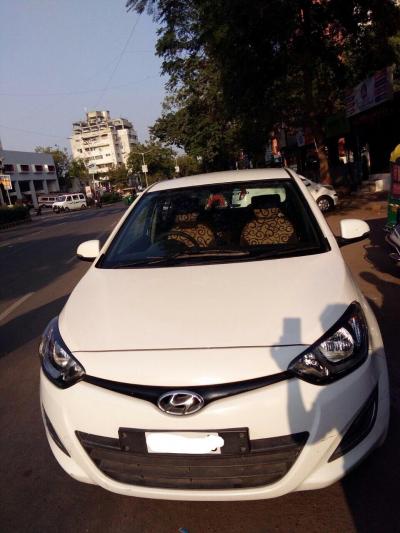 Hyundai i20 Magna (O) 1.4 CRDi 2012