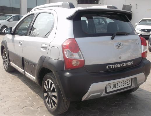 Toyota Etios Cross 1.4 VD 2016