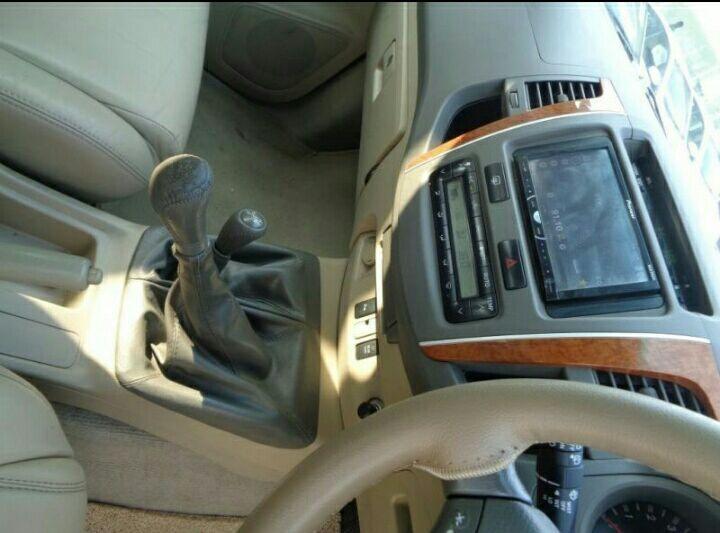 Toyota Fortuner 3.0 4x2 MT 2011