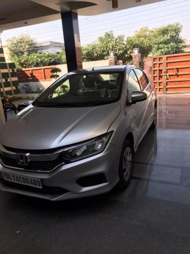 Honda City S i-VTEC 2017