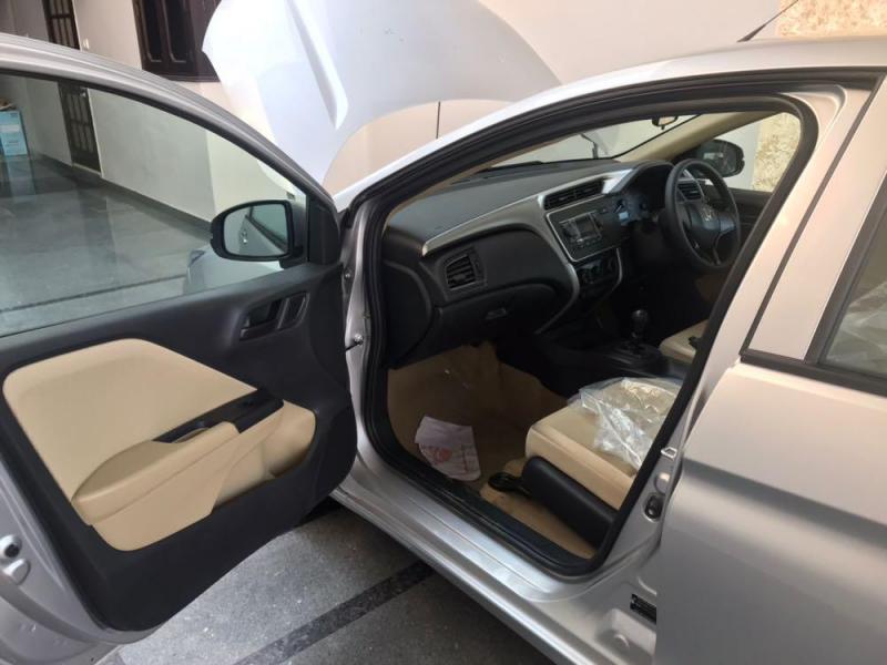 Honda City S i-VTEC 2017