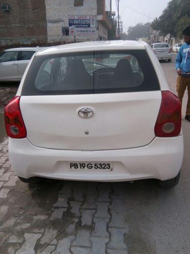 Toyota Etios Liva GD 2011