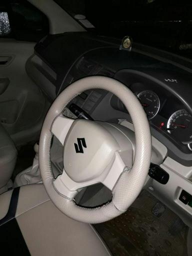 Maruti Suzuki Ertiga VDi 2012