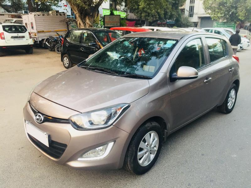 Hyundai i20 Sportz 1.2 2013