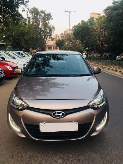 Hyundai i20 Sportz 1.2 2013