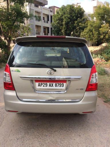 Toyota Innova 2.5 G (Diesel) 8 Seater 2012