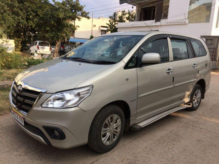 Toyota Innova 2.5 G (Diesel) 8 Seater 2012