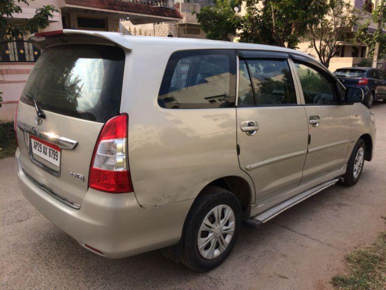 Toyota Innova 2.5 G (Diesel) 8 Seater 2012