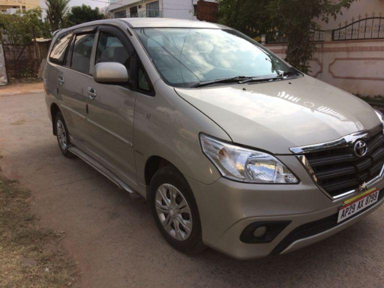 Toyota Innova 2.5 G (Diesel) 8 Seater 2012