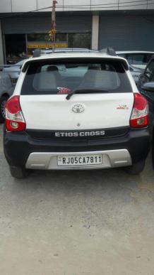 Toyota Etios Cross 1.4 VD 2015