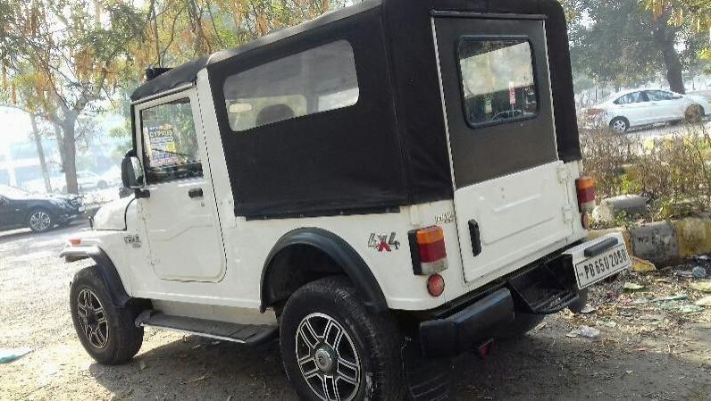 Mahindra Thar CRDe 4x4 AC 2012