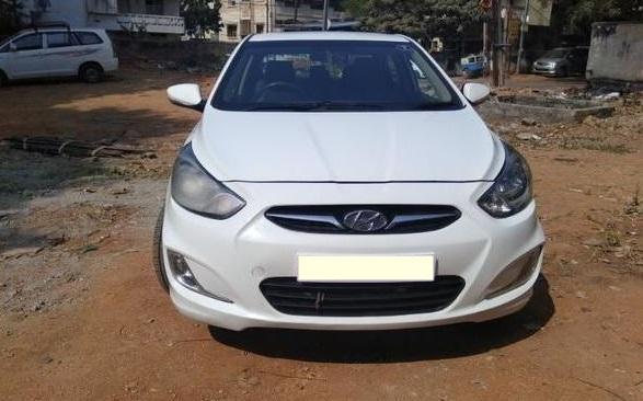 Hyundai Verna 1.6 CRDI SX 2012