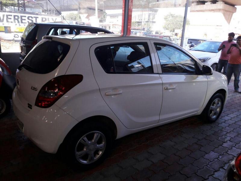 Hyundai i20 Asta 1.2 2012