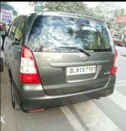 Toyota Innova 2.5 G 7 STR BS IV 2012