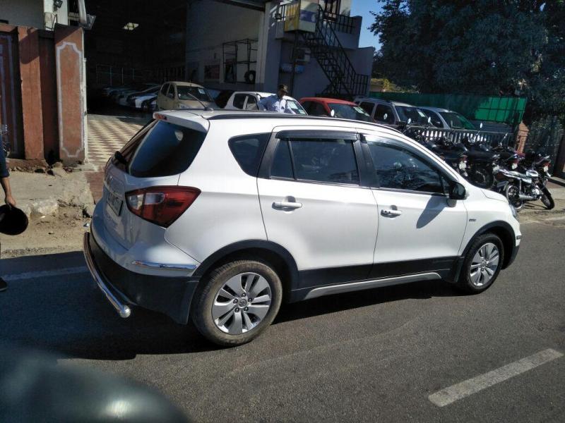 Maruti Suzuki S-Cross Zeta 1.3 2015