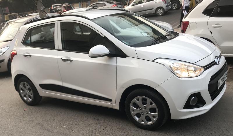 Hyundai Grand i10 Sportz (O) AT 1.2 Kappa VTVT 2014