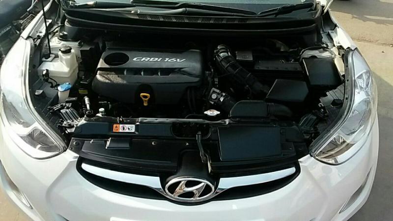 Hyundai Elantra 1.6 SX MT 2015