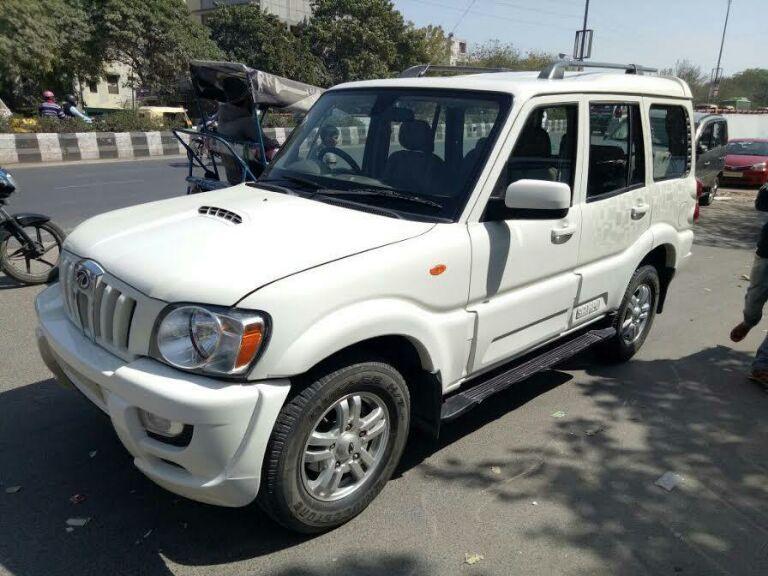 Mahindra Scorpio VLX 2WD BS IV 2014