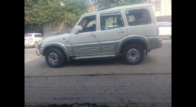Mahindra Scorpio 2.6 SLX 2005