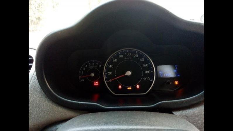 Hyundai i10 Sportz 1.2 2012