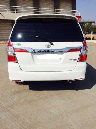 Toyota Innova 2.5 V 7 STR 2015