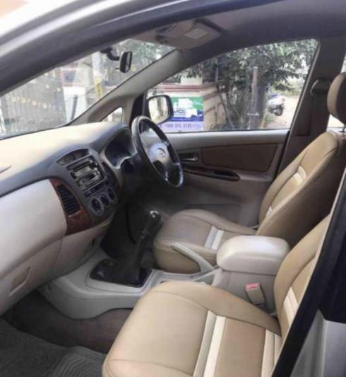 Toyota Innova 2.5 V 7 STR 2008